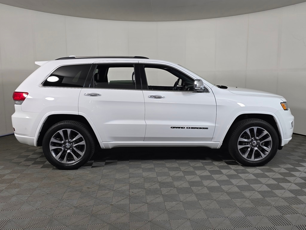 Used 2018 Jeep Grand Cherokee Overland with VIN 1C4RJFCG7JC321355 for sale in Baxter, Minnesota