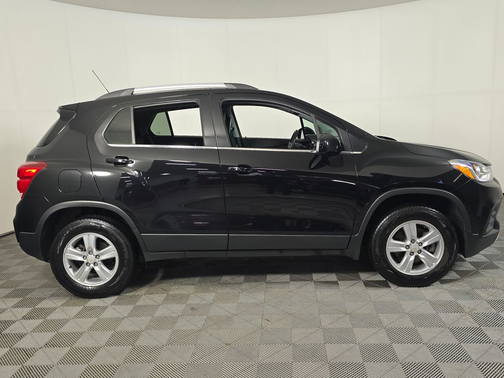 Used 2020 Chevrolet Trax LT with VIN KL7CJPSB9LB315855 for sale in Baxter, Minnesota