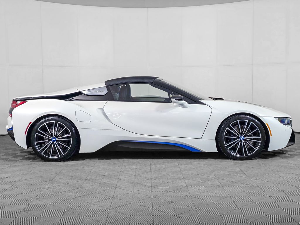 Used 2019 BMW i8 Base with VIN WBY2Z6C51K7E12982 for sale in Baxter, Minnesota