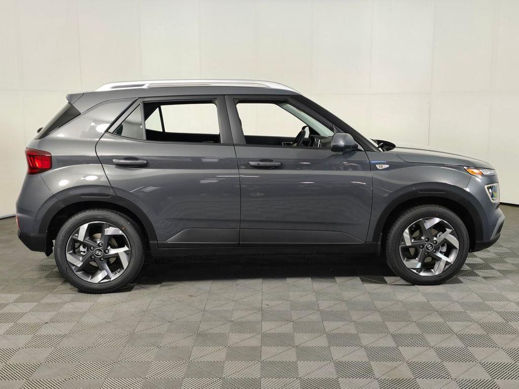 New 2025 Hyundai Venue SEL SUV