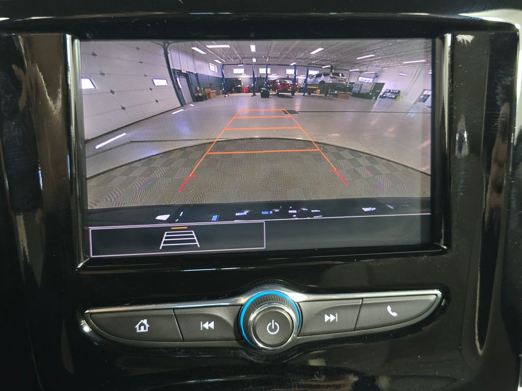 2023 Chevrolet Traverse LS - Photo 30