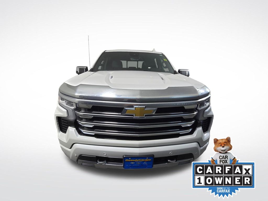 Used 2024 Chevrolet Silverado 1500 High Country with VIN 1GCUDJEL2RZ163840 for sale in Baxter, Minnesota