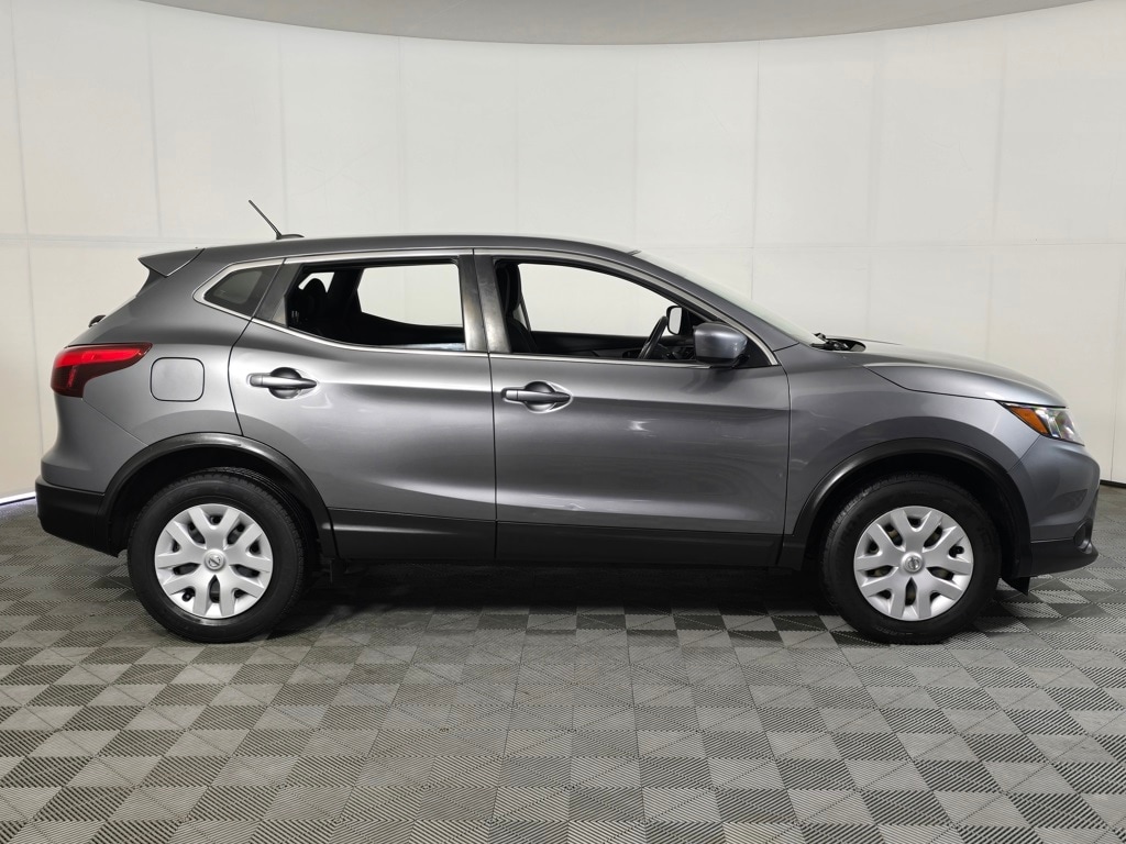 Used 2019 Nissan Rogue Sport S with VIN JN1BJ1CR8KW338092 for sale in Baxter, Minnesota