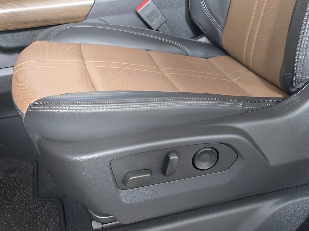 2025 Chevrolet Silverado 2500HD High Country - Photo 12
