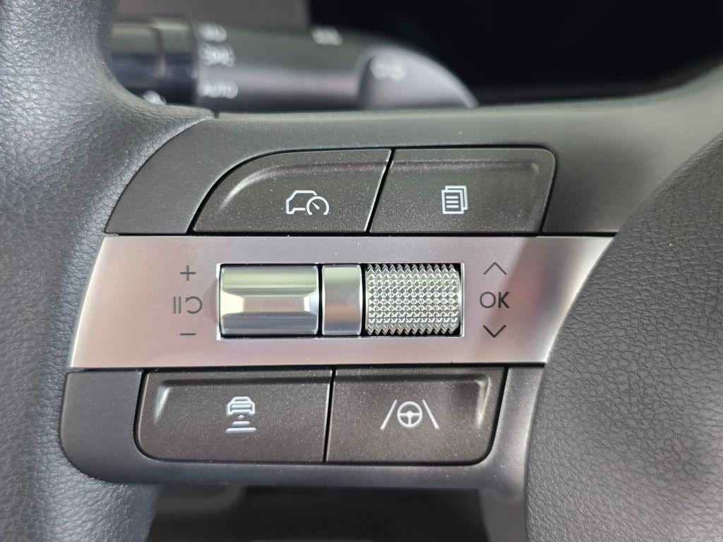 2026 Hyundai Kona SE - Photo 25