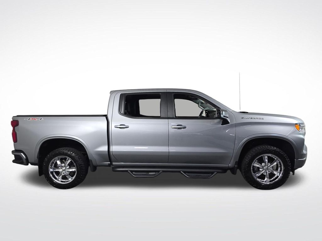 2023 Chevrolet Silverado 1500 RST - Photo 9