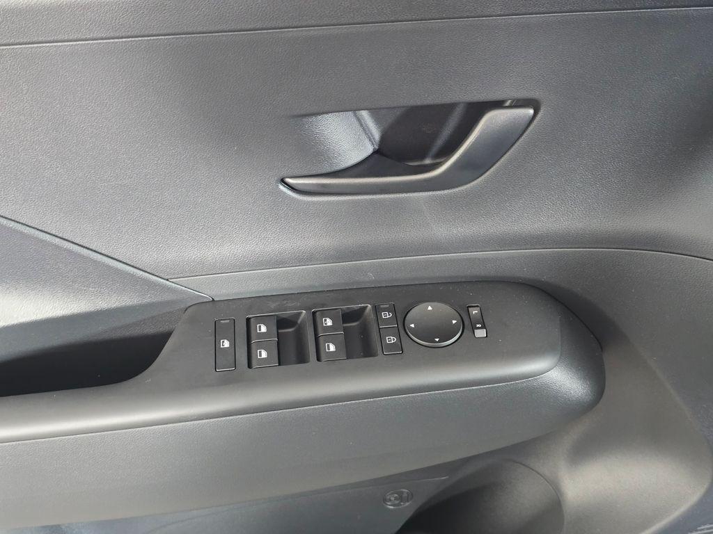 2026 Hyundai Kona SE - Photo 20