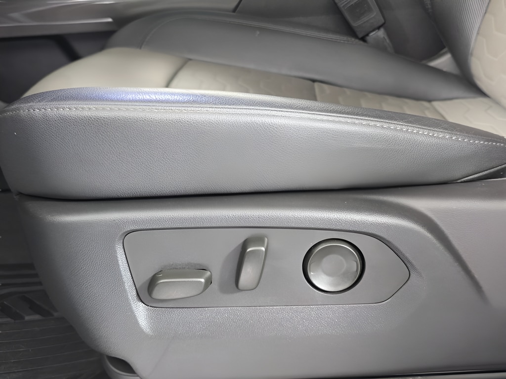 2024 Chevrolet Silverado 1500 ZR2 - Photo 12