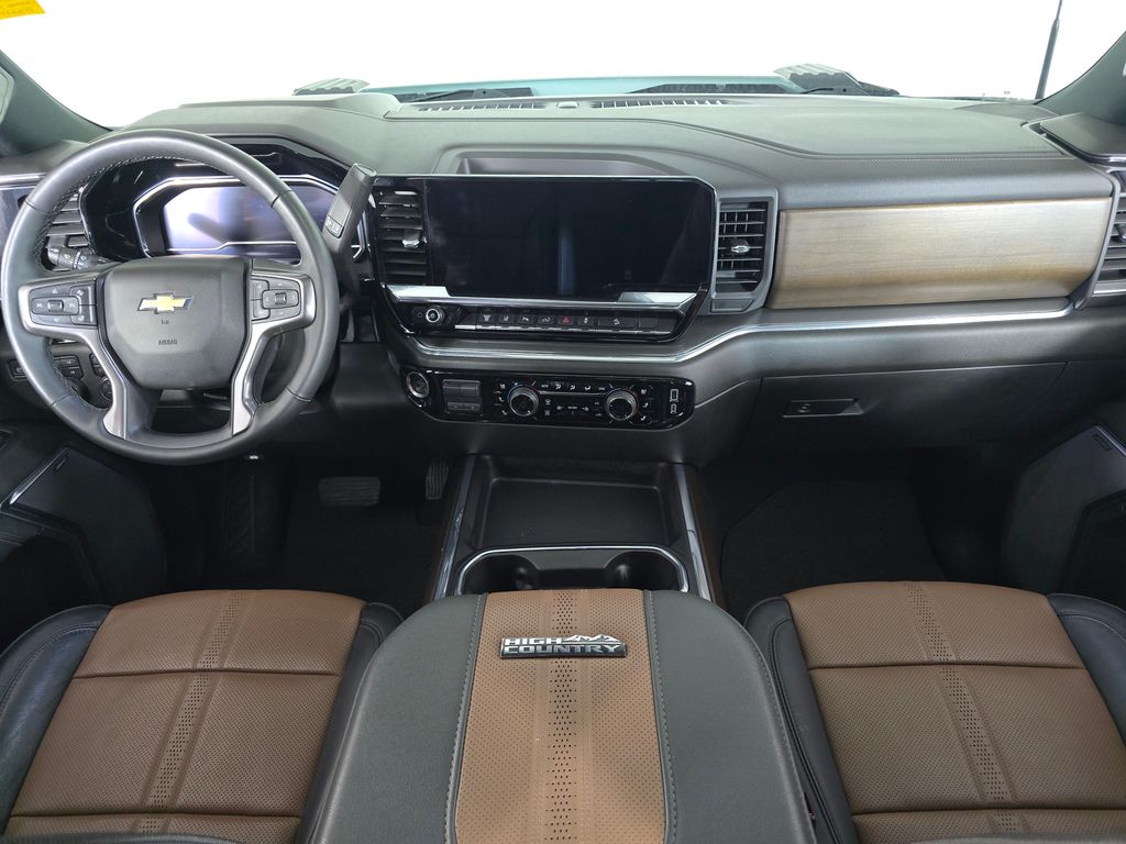 2025 Chevrolet Silverado 2500HD High Country - Photo 21