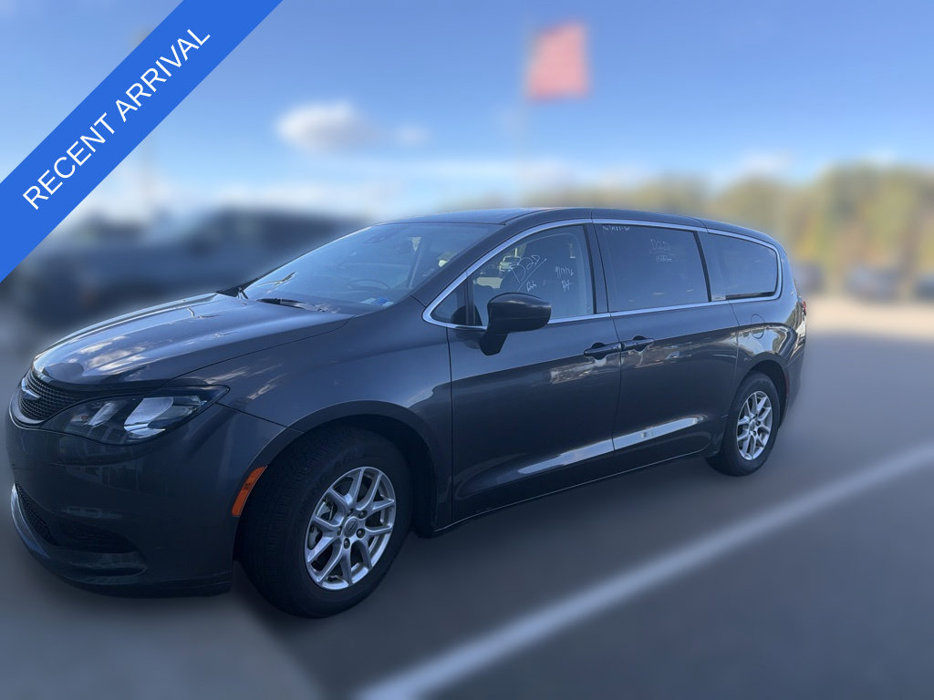 2023 Chrysler Voyager
