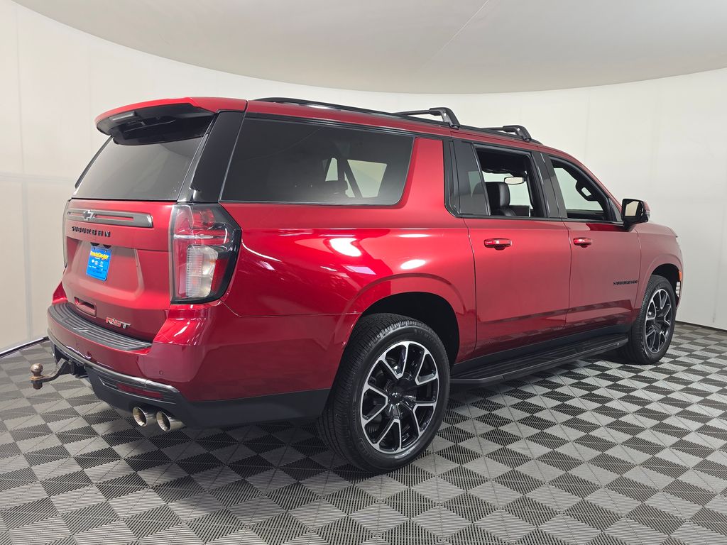 2022 Chevrolet Suburban RST - Photo 8