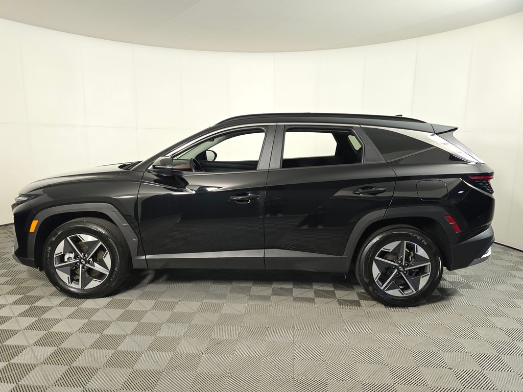 2025 Hyundai Tucson SEL Convenience - Photo 4