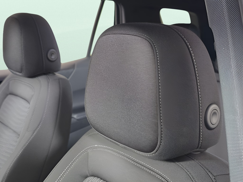 2026 Chevrolet Equinox LT - Photo 13