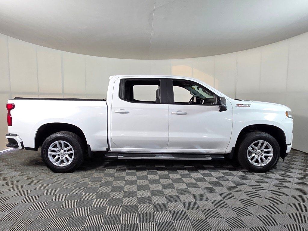 Used 2020 Chevrolet Silverado 1500 RST with VIN 3GCUYEET0LG212648 for sale in Baxter, Minnesota