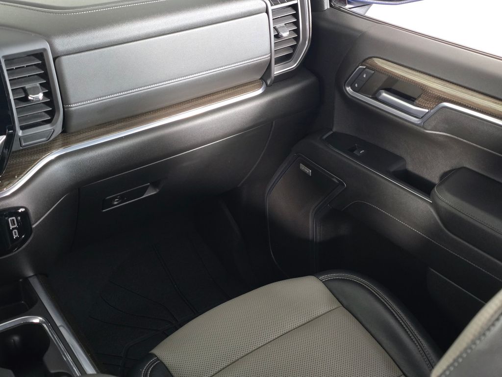 2023 Chevrolet Silverado 1500 RST - Photo 24