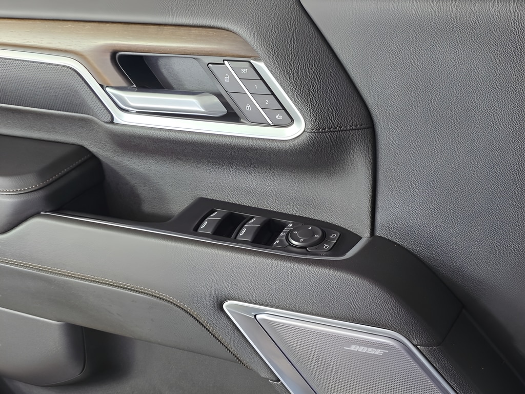 2025 Chevrolet Silverado 2500HD High Country - Photo 30