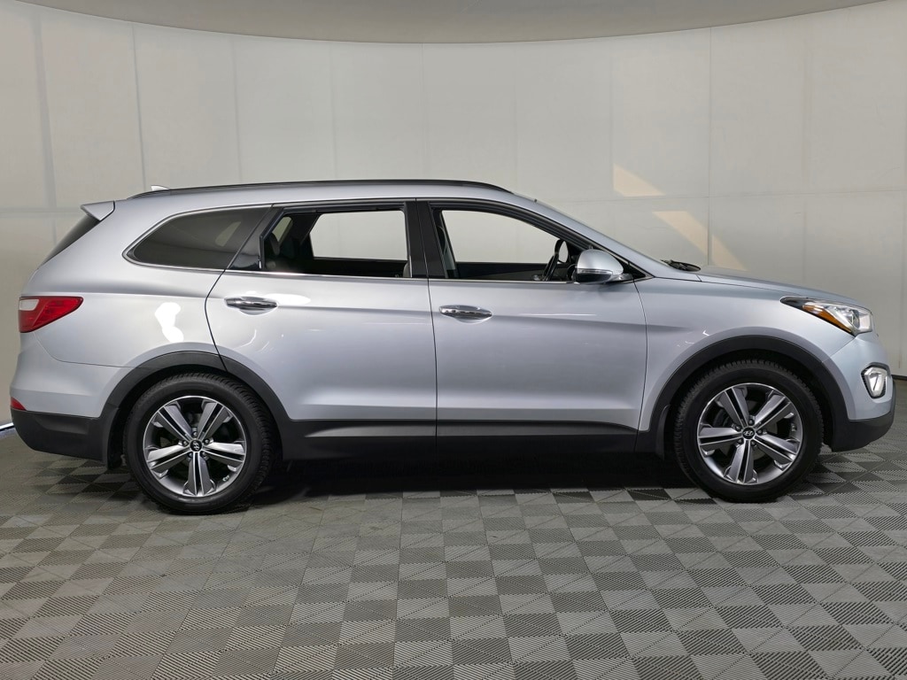 Used 2015 Hyundai Santa Fe Limited with VIN KM8SRDHF8FU115540 for sale in Baxter, Minnesota