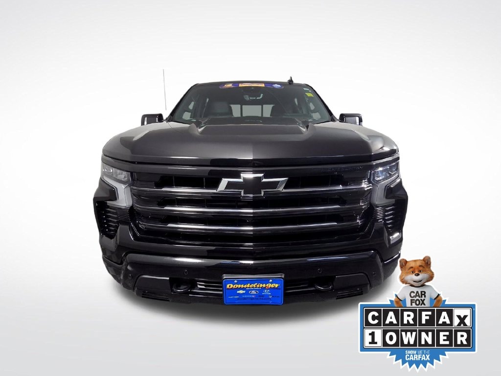 Used 2024 Chevrolet Silverado 1500 High Country with VIN 1GCUDJED7RZ268673 for sale in Baxter, Minnesota