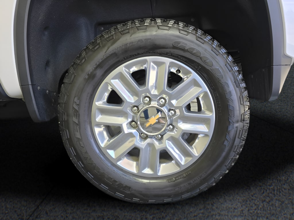 2025 Chevrolet Silverado 2500HD High Country - Photo 35