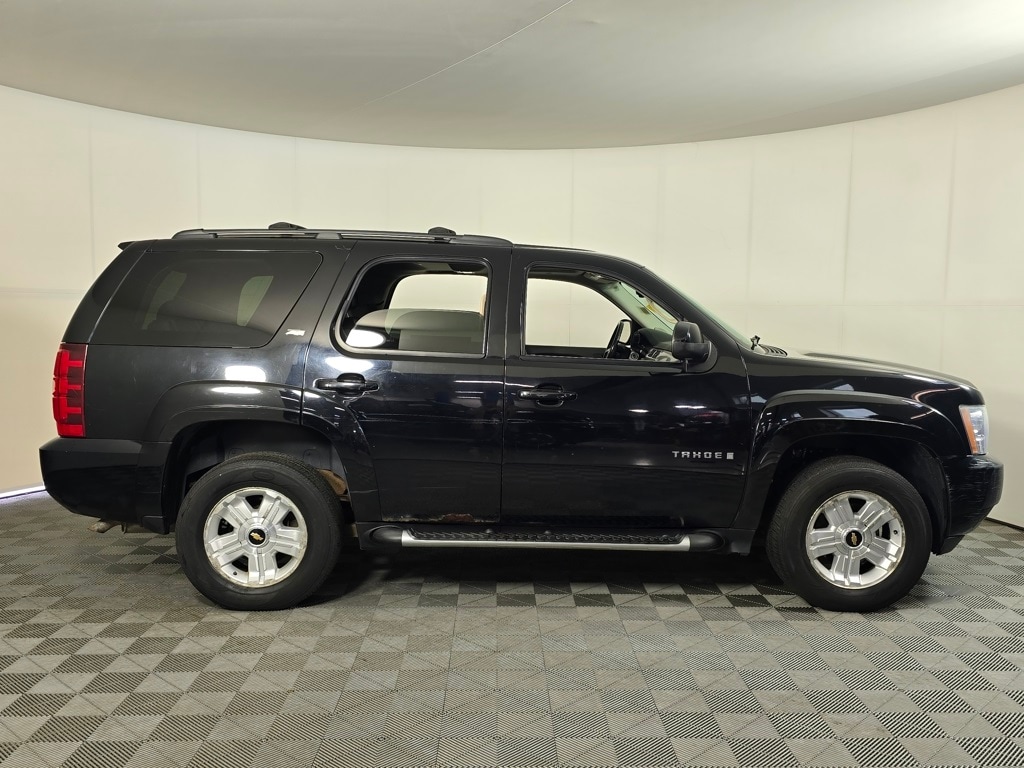 Used 2009 Chevrolet Tahoe LT2 with VIN 1GNFK230X9R167607 for sale in Baxter, Minnesota