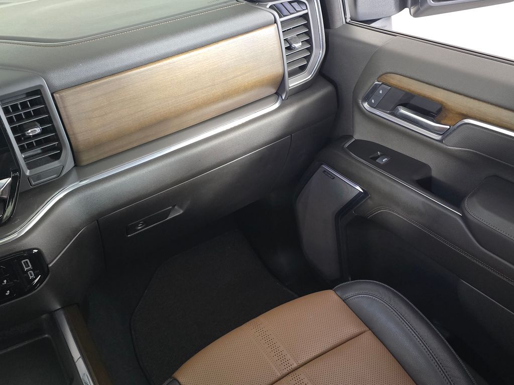 2025 Chevrolet Silverado 2500HD High Country - Photo 20
