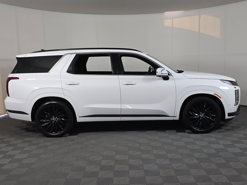 Used 2024 Hyundai Palisade Calligraphy Night Edition with VIN KM8R7DGE0RU763598 for sale in Baxter, Minnesota
