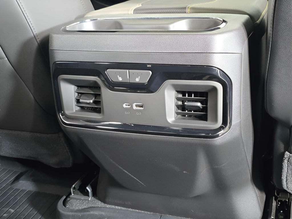 2024 Chevrolet Silverado 1500 ZR2 - Photo 17