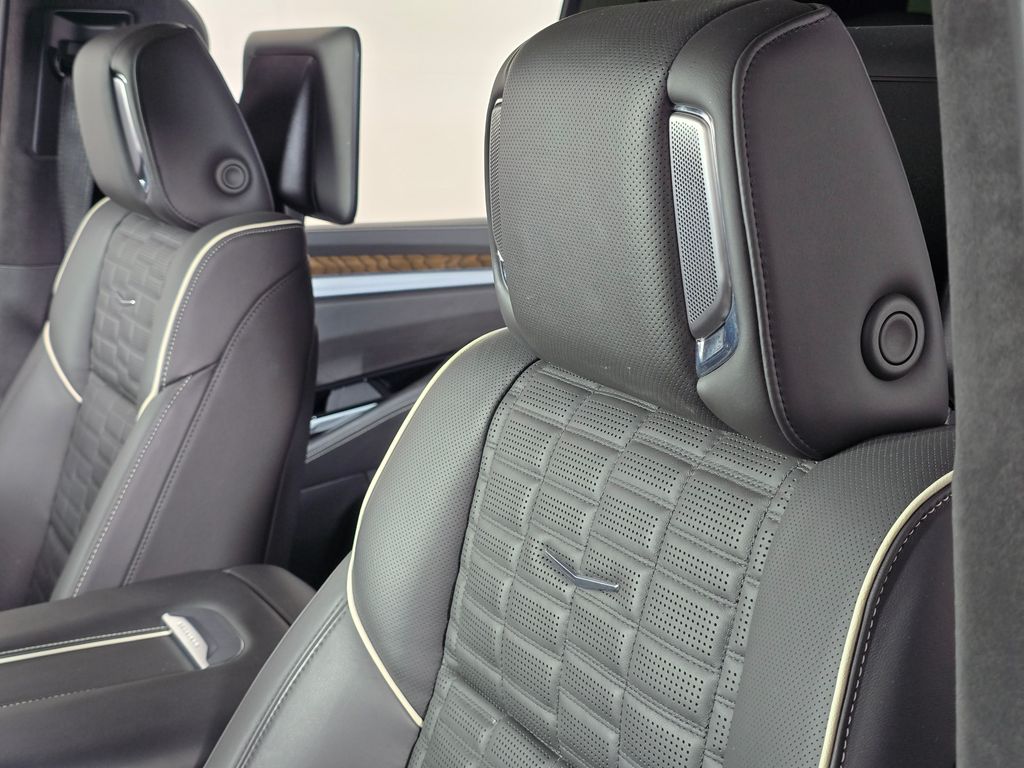 2025 Cadillac Escalade Sport Platinum - Photo 12