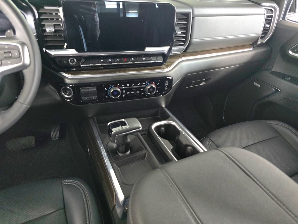 2023 Chevrolet Silverado 1500 RST - Photo 21