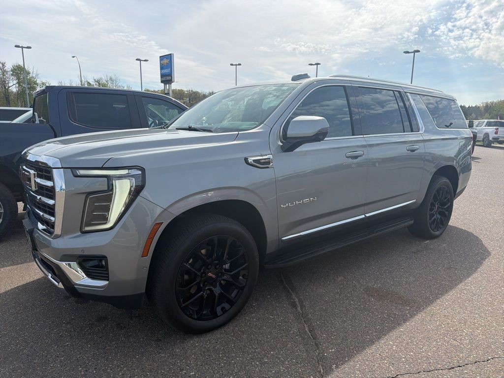 2025 GMC Yukon 4WD Elevation's photo