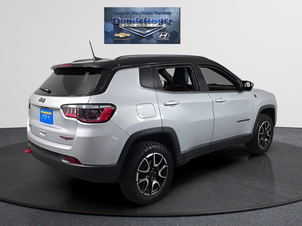 2025 Jeep Compass Trailhawk - Photo 7
