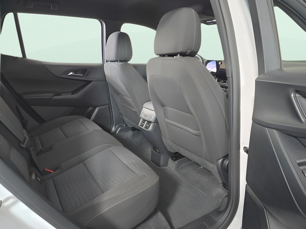 2026 Chevrolet Equinox LT - Photo 18