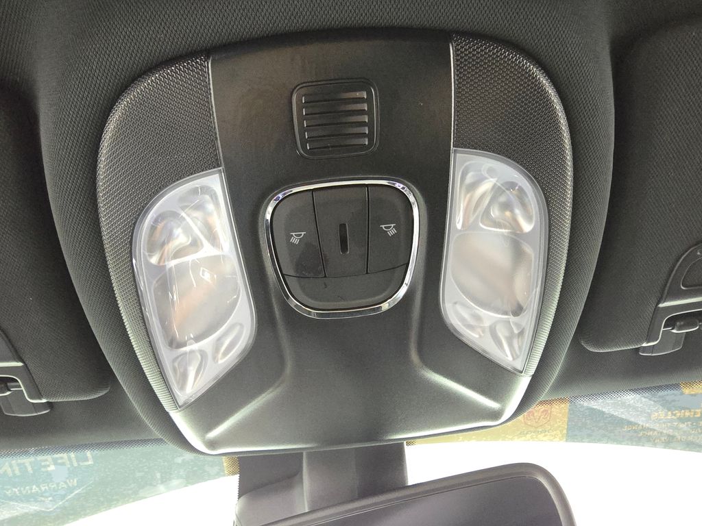 2025 Jeep Compass Trailhawk - Photo 33