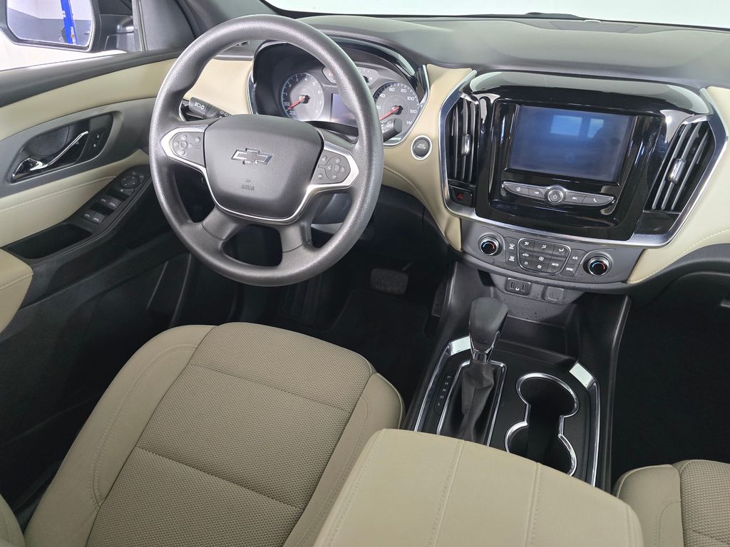 2023 Chevrolet Traverse LS - Photo 23