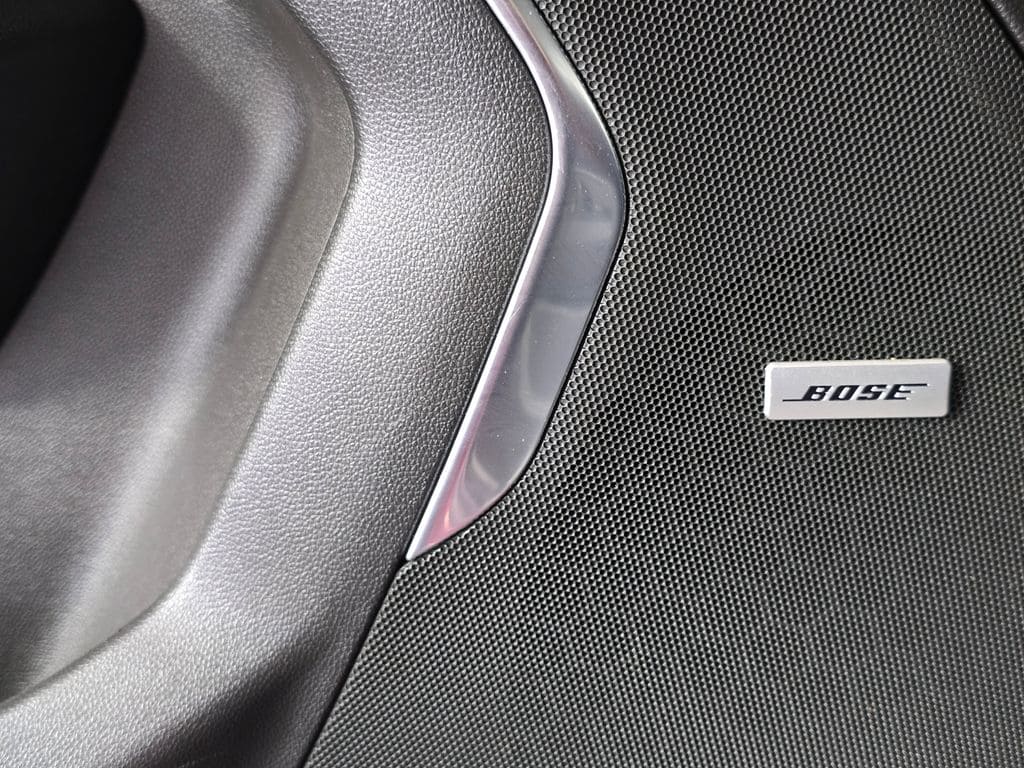 2022 Chevrolet Suburban RST - Photo 32