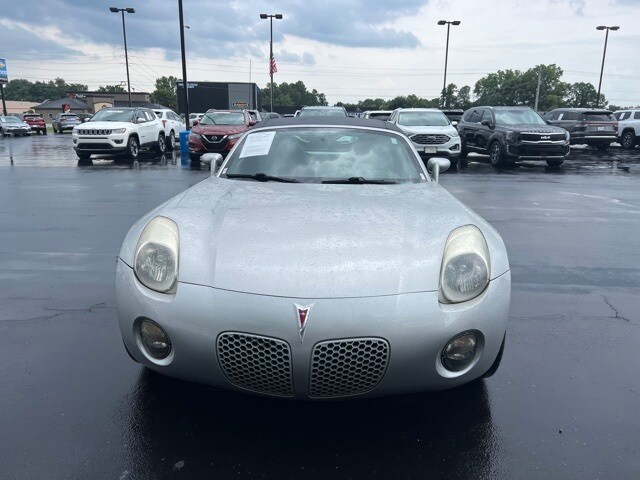 Used 2007 Pontiac Solstice  with VIN 1G2MB35B07Y104897 for sale in Bardstown, KY