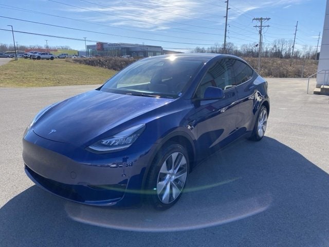 Used 2023 Tesla Model Y  with VIN 7SAYGDEE8PA030529 for sale in Lexington, KY