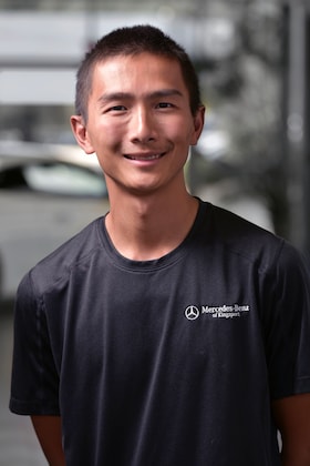 Staff member Duy "Yee" Khuu from e4df5e7fcb51
