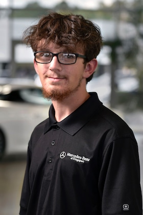 Staff member Isaiah Knighten from e4df5e7fcb51