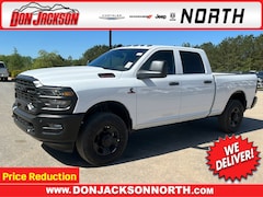 2025 Ram 3500 TRADESMAN CREW CAB 4X4 6'4 BOX Pickup
