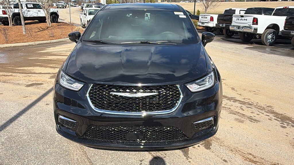 New 2026 Chrysler Pacifica SELECT Passenger Van