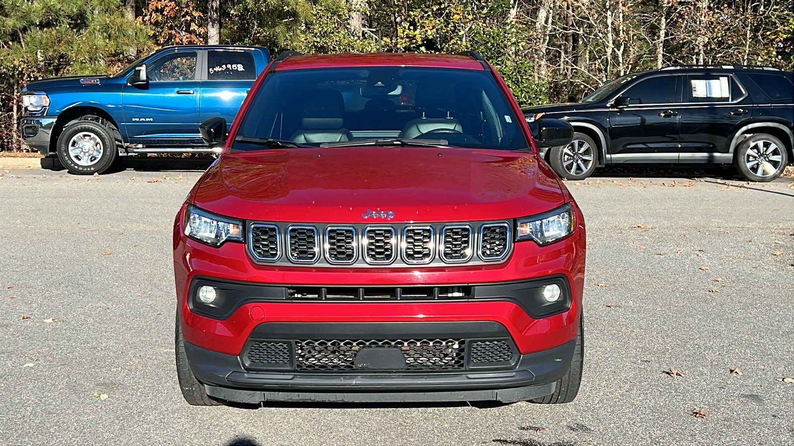 2024 Jeep Compass Latitude photo 2
