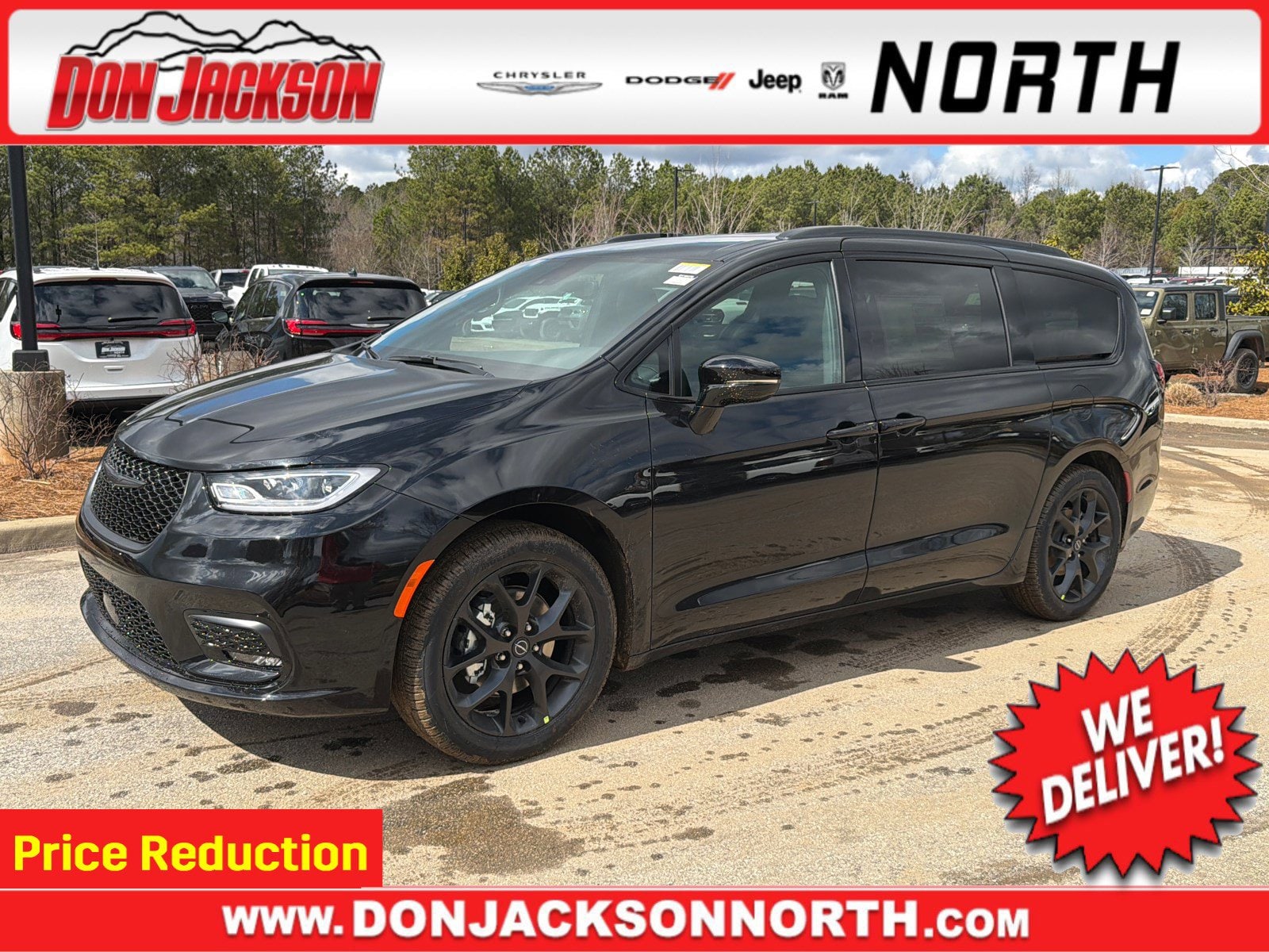 2026 Chrysler Pacifica Select's photo