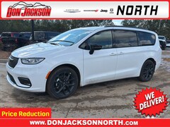 2026 Chrysler Pacifica SELECT Passenger Van