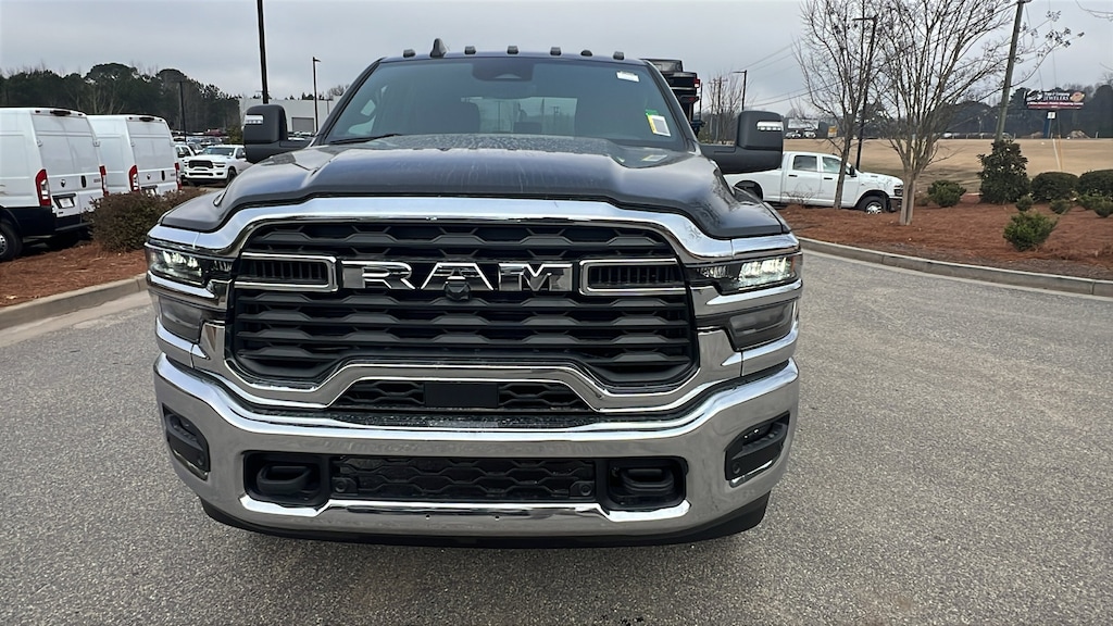 New 2026 Ram 2500 BIG HORN CREW CAB 4X4 6'4 BOX Pickup