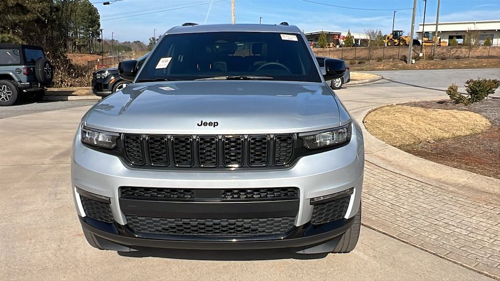 Certified 2025 Jeep Grand Cherokee L Limited SUV