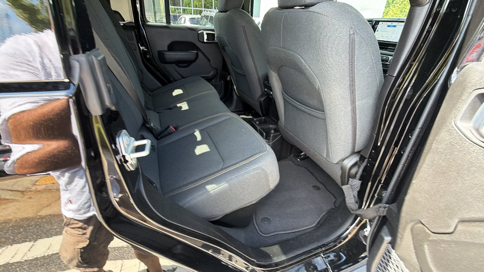 2025 Jeep Gladiator Nighthawk - Photo 21