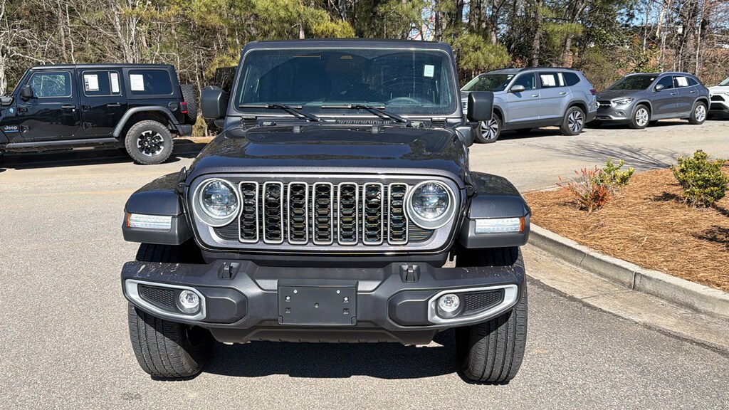 Used 2025 Jeep Wrangler 4xe Sahara SUV