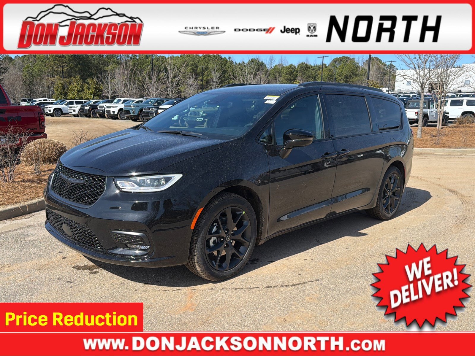 2026 Chrysler Pacifica Select's photo