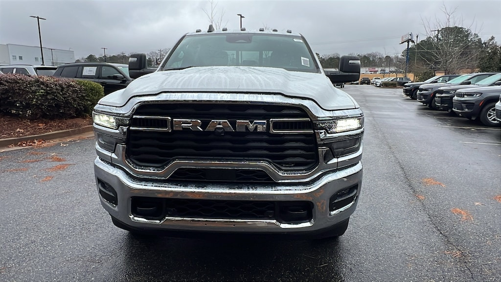 New 2026 Ram 3500 TRADESMAN CREW CAB 4X4 8' BOX Pickup